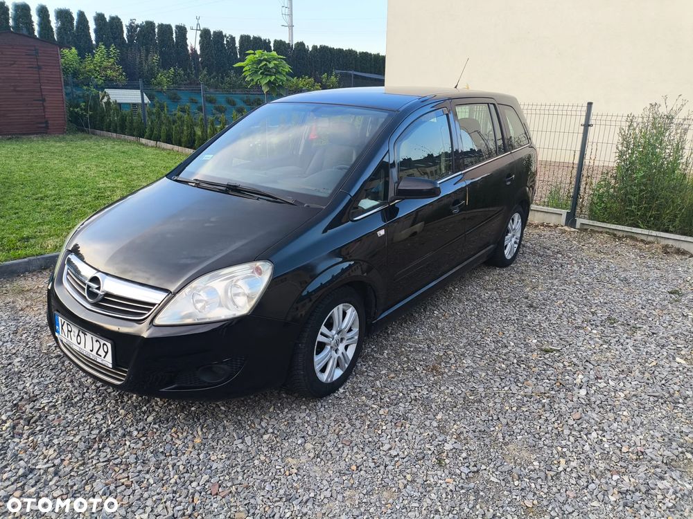 Opel Zafira 1.9 CDTI Cosmo - 1