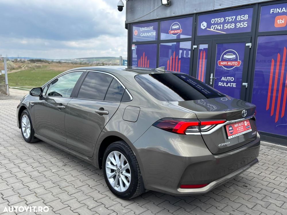 Toyota Corolla - 5