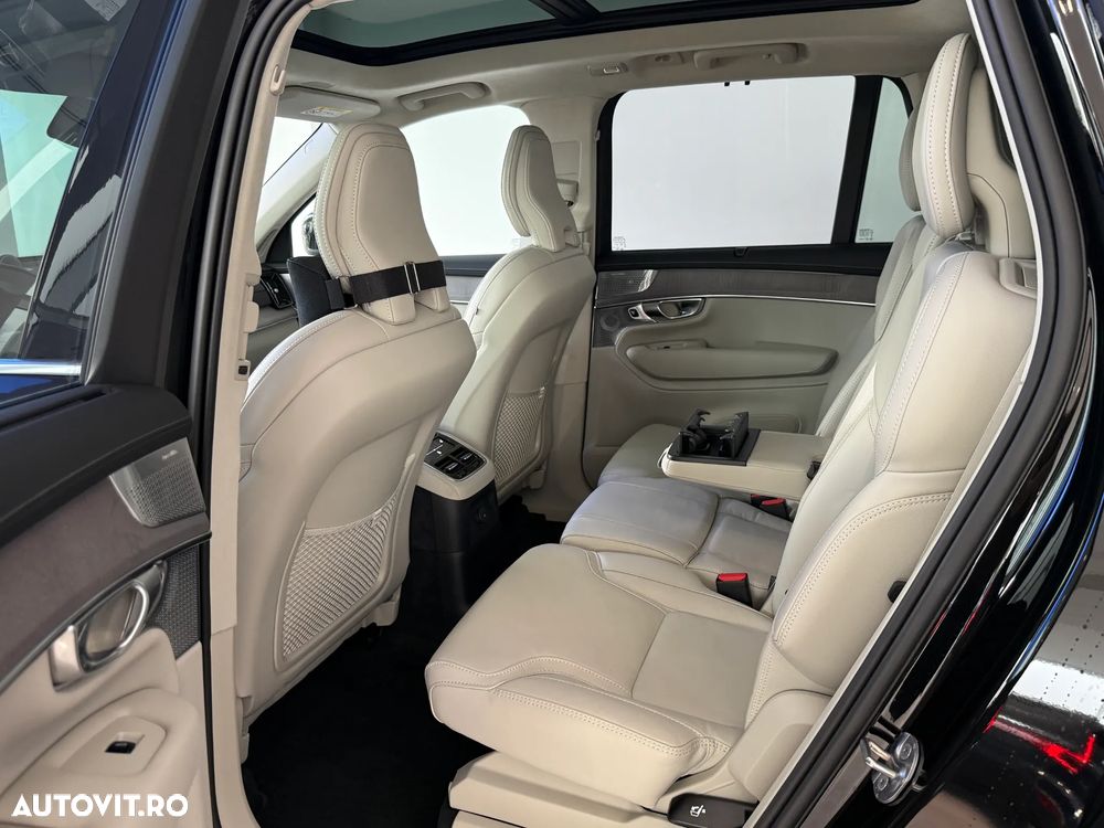 Volvo XC 90 T8 AWD PHEV Ultra Bright - 28