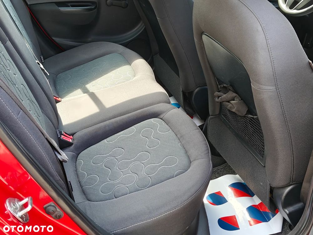 Hyundai i20 1.1 CRDi Comfort - 9