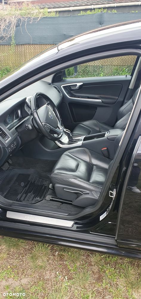 Volvo XC 60 D4 Drive-E Ocean Race - 7