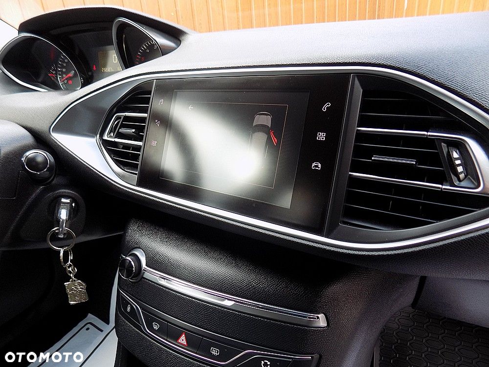 Peugeot 308 BlueHDi 130 Stop & Start Allure - 17