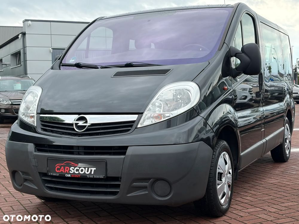 Opel Vivaro - 1