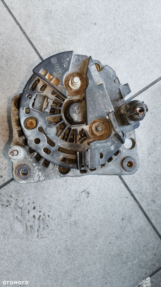 Alternator VW 038903023L 90A Bosch - 3