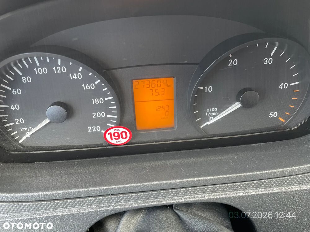 Mercedes-Benz VITO - 8