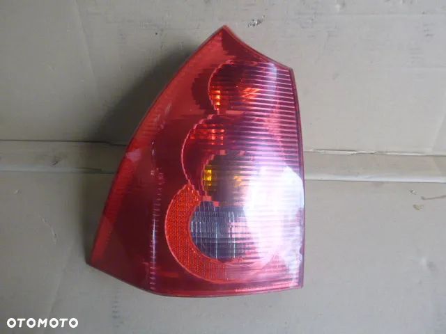 LAMPA LEWY TYŁ LEWA TYLNA PEUGEOT 307 KOMBI 01-05 - 8