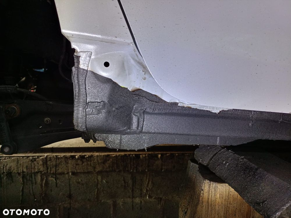 Toyota Corolla 1.8 Hybrid GR Sport Dynamic - 15