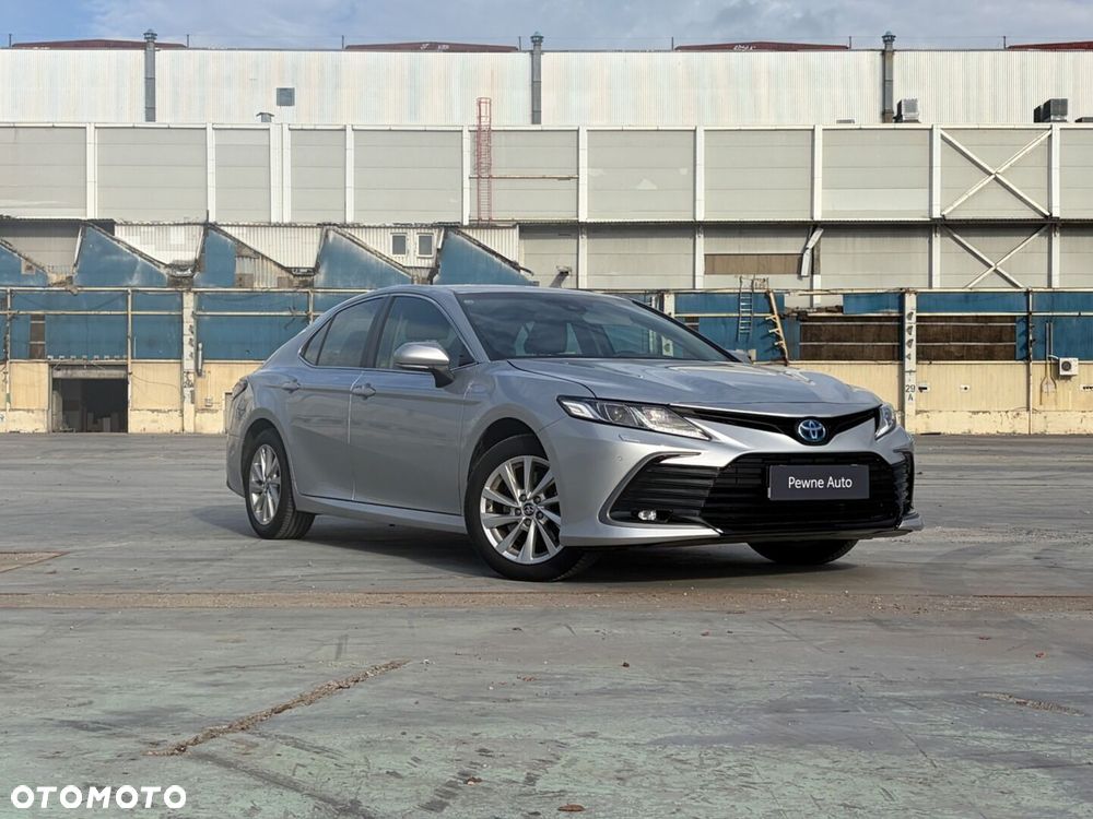 Toyota Camry 2.5 Hybrid Comfort CVT - 2