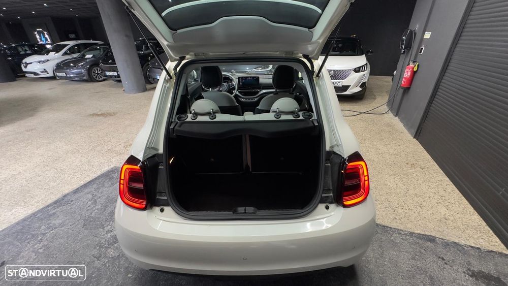 Fiat 500e La Prima - 12