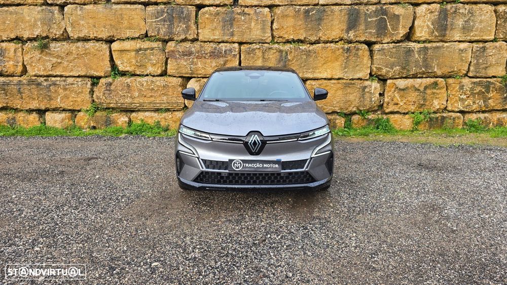 Renault Mégane E-Tech - 5