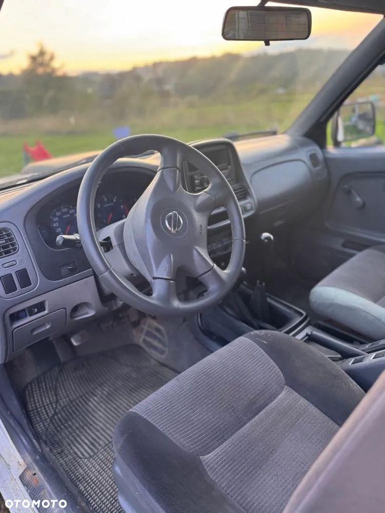 Nissan NP300 Pickup 2.5d SC Base - 8