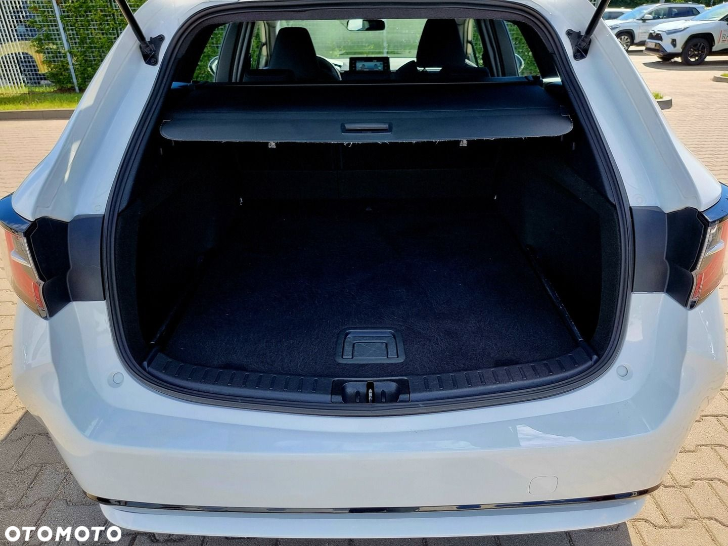 Toyota Corolla - 11
