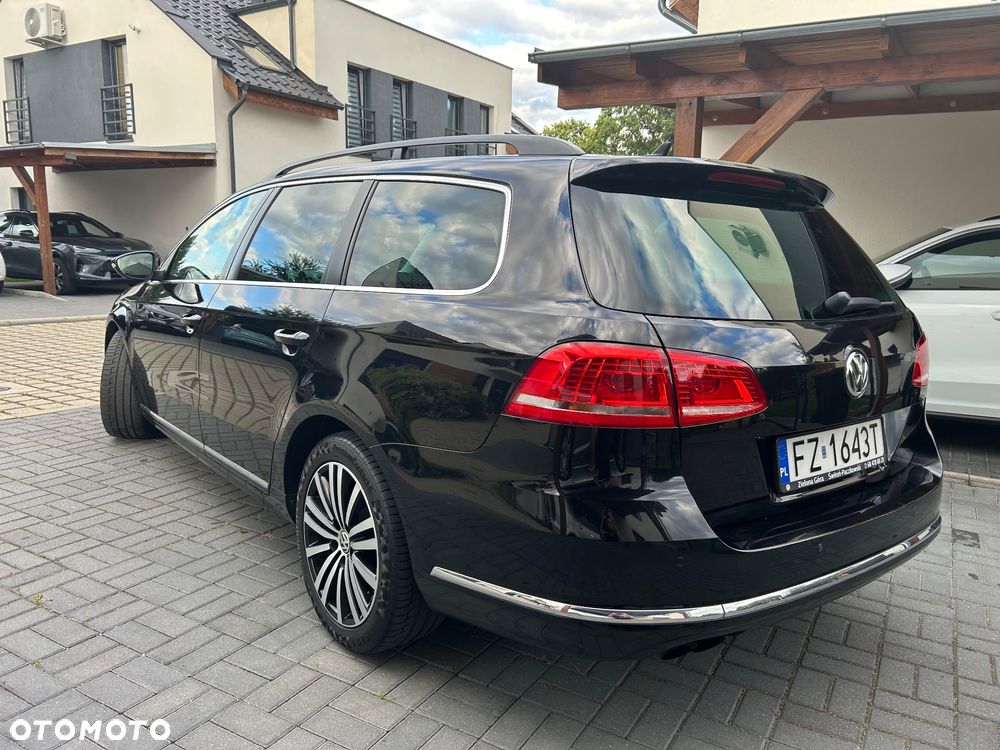 Volkswagen Passat 2.0 TDI DSG BlueMotion Technology R-Line - 6