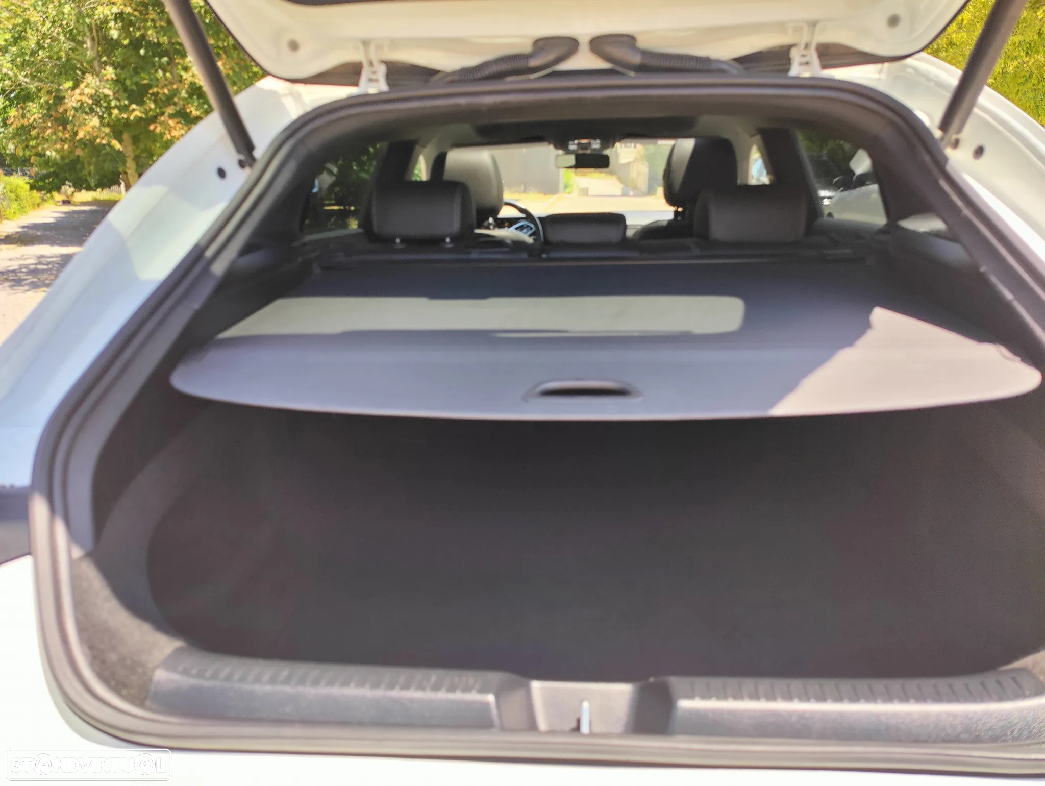 Mercedes-Benz CLA 180 d Shooting Brake AMG Line Aut. - 21