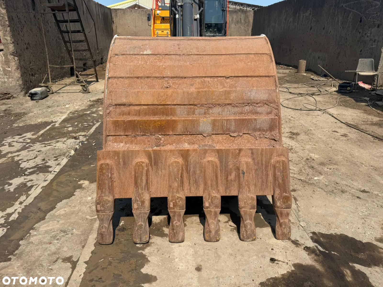 Volvo Ec300 - 9