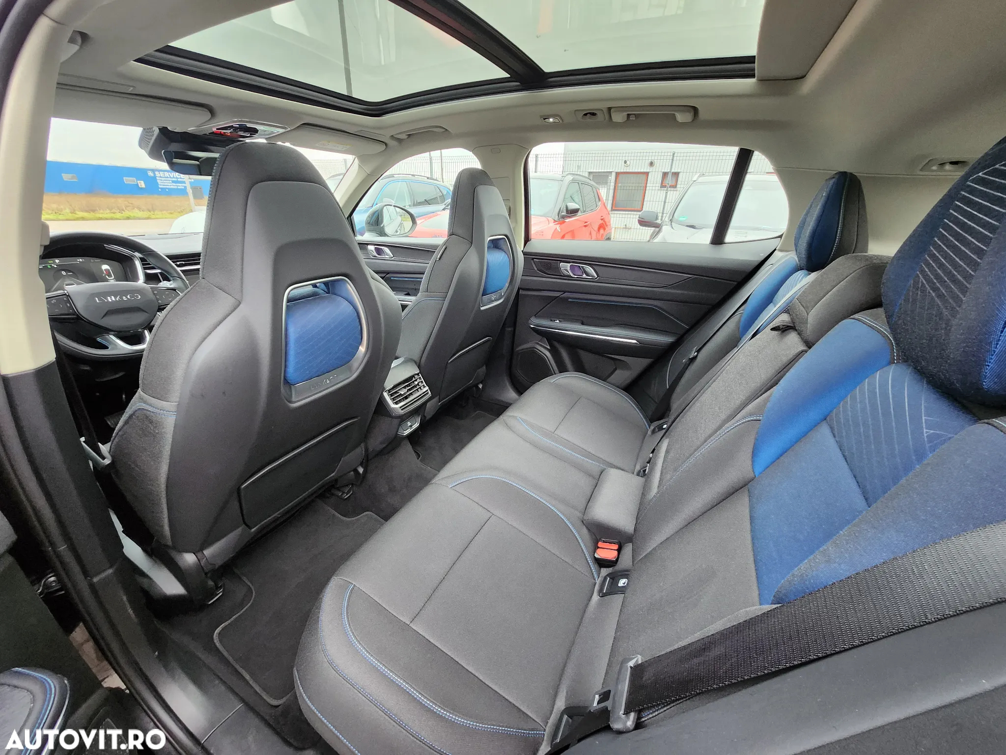 Lynk&Co 01 - 8
