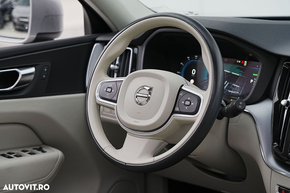 Volvo XC 60 Recharge T6 Twin Engine eAWD Inscription Expression - 28