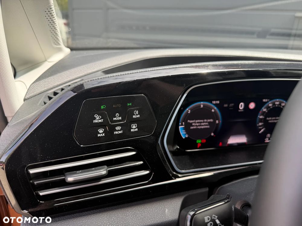 Volkswagen Caddy - 12