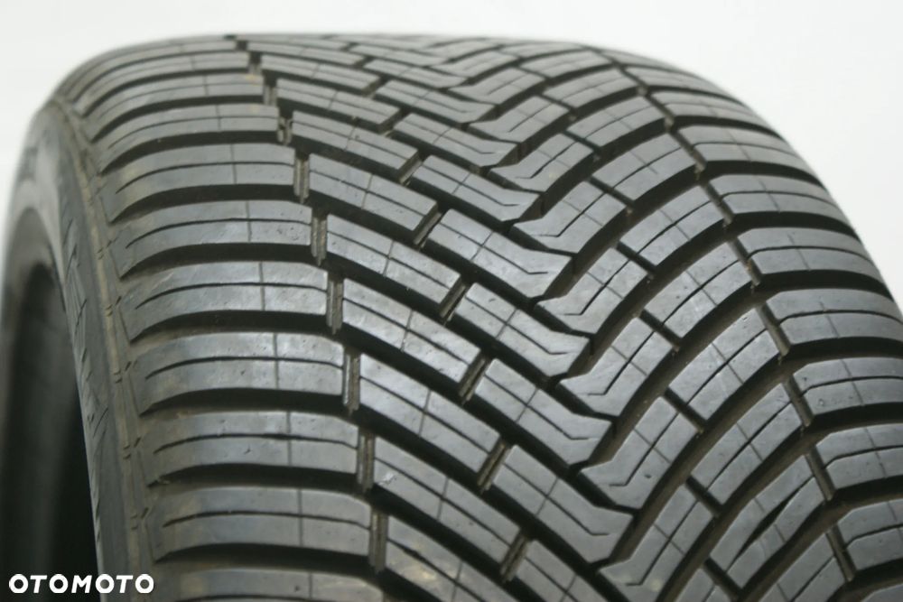 całoroczne 225/45R17 CONTINENTAL ALLSEASONCONTACT , 7,5mm B3938 - 2