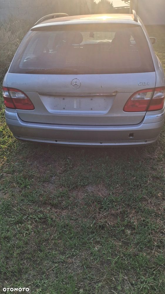 Mercedes-Benz Klasa E 220 CDI Automatik Classic - 2