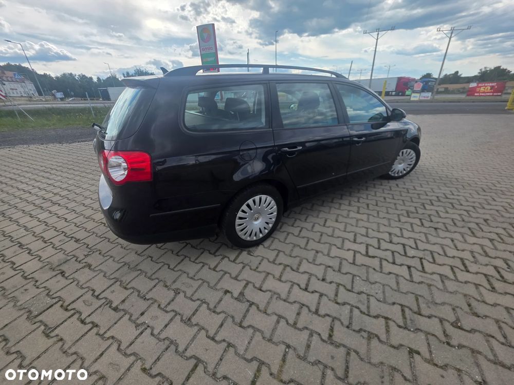 Volkswagen Passat 2.0 TDI DPF Comfortline - 15