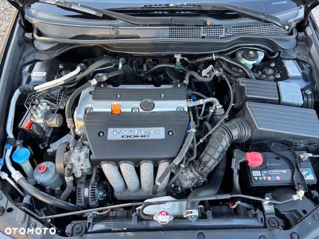 Honda Accord 2.0 Executive - 24