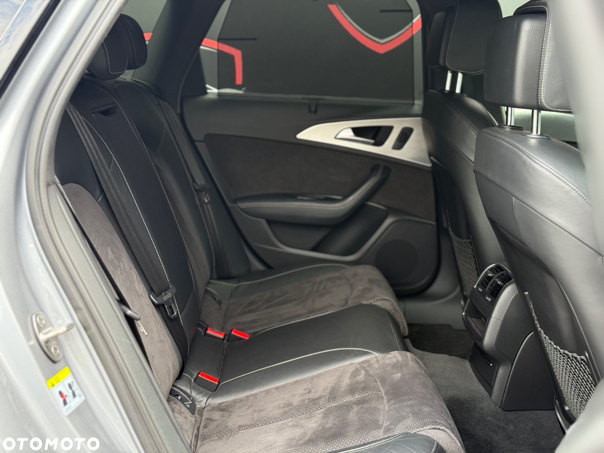 Audi A6 Avant 2.0 TDI Ultra DPF S tronic - 33