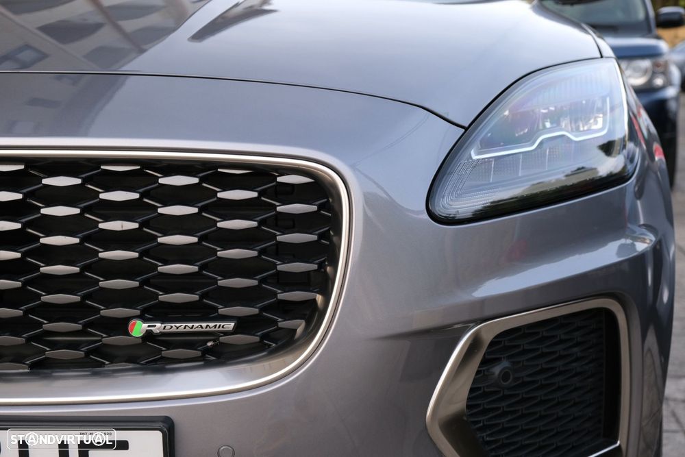 Jaguar E-Pace 1.5 P300e R-Dynamic S AWD Aut. - 46