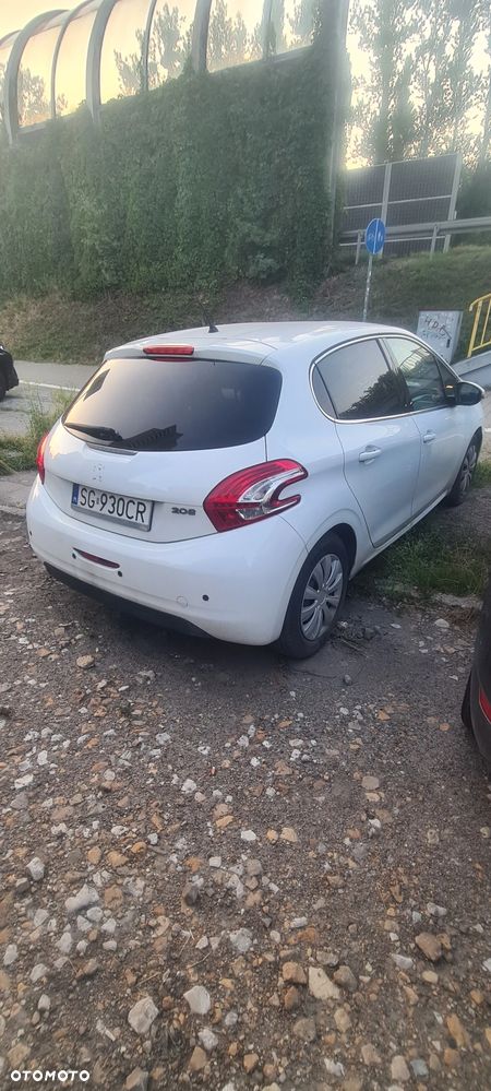 Peugeot 208 - 9
