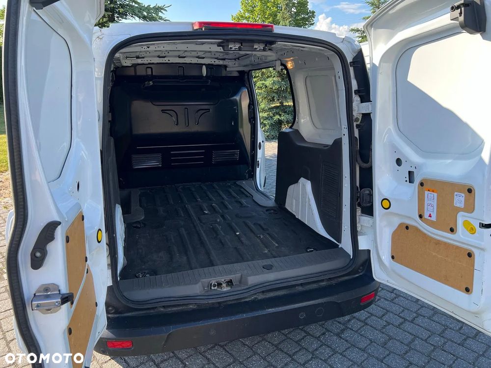 Ford Transit Connect - 8