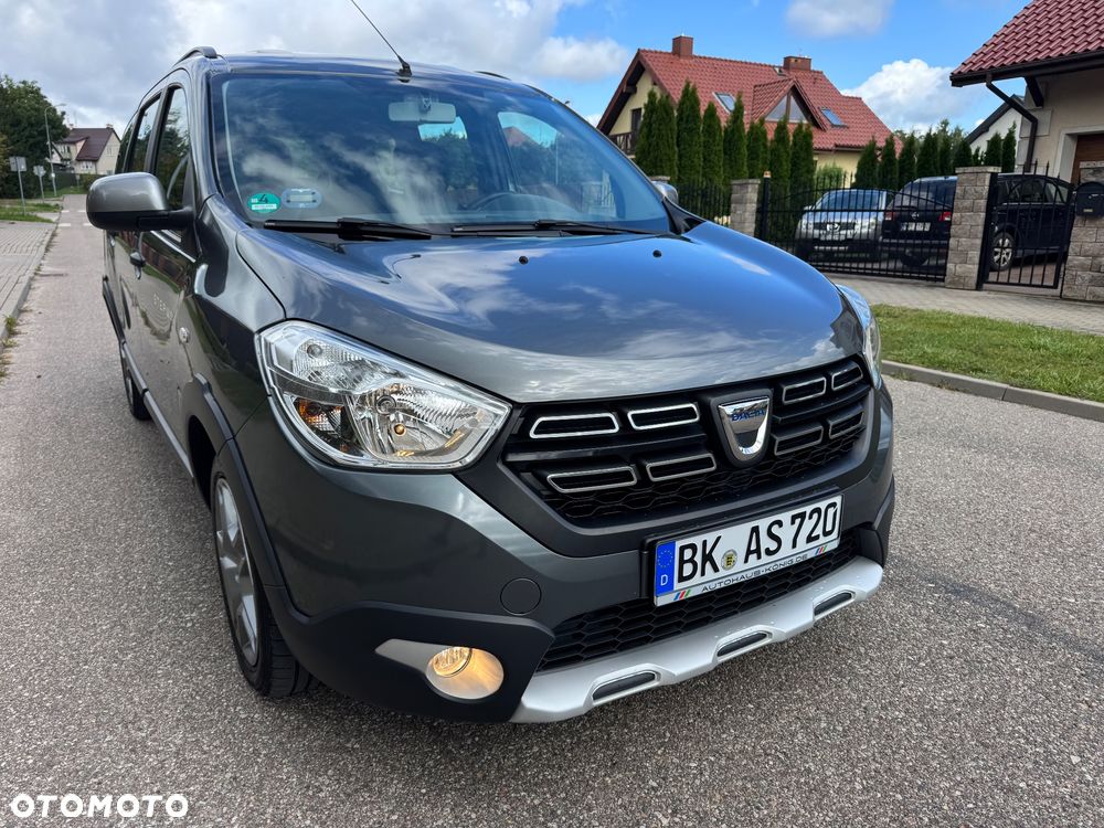 Dacia Lodgy dCi 110 Stepway Celebration - 10