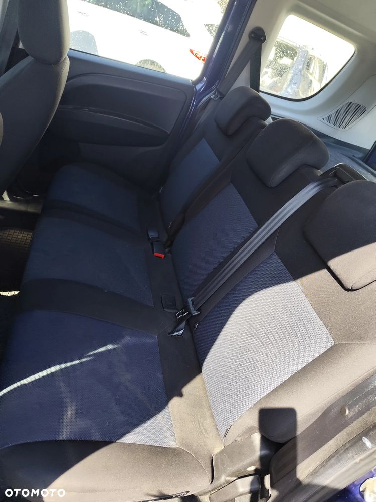 Opel Combo - 8