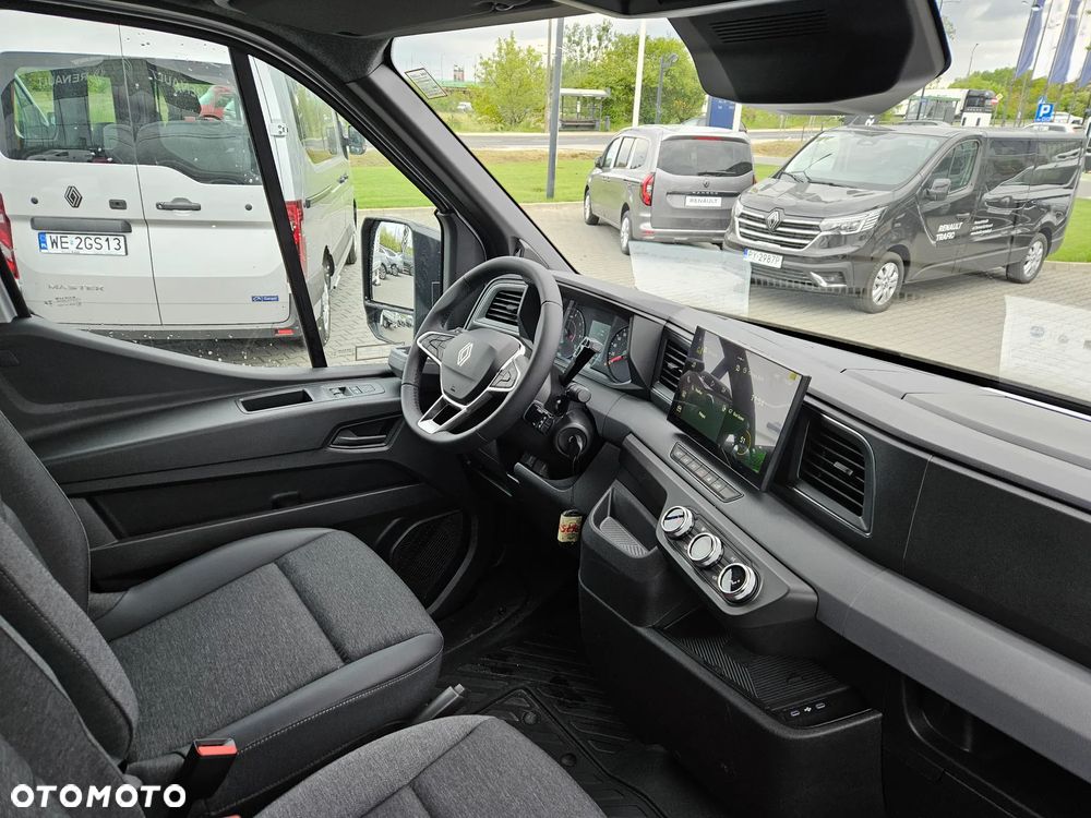 Renault Master Furgon L3H2 2.0dCi 170 AT9 - 12
