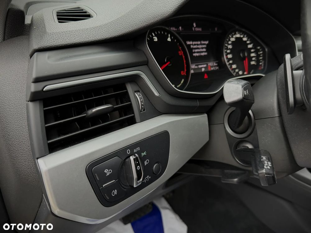 Audi A4 Allroad - 33