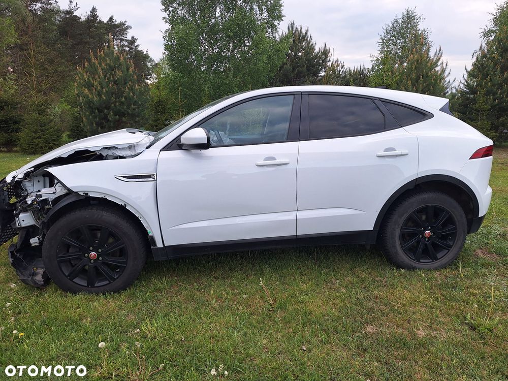 Jaguar E-Pace 2.0 i4D AWD - 8