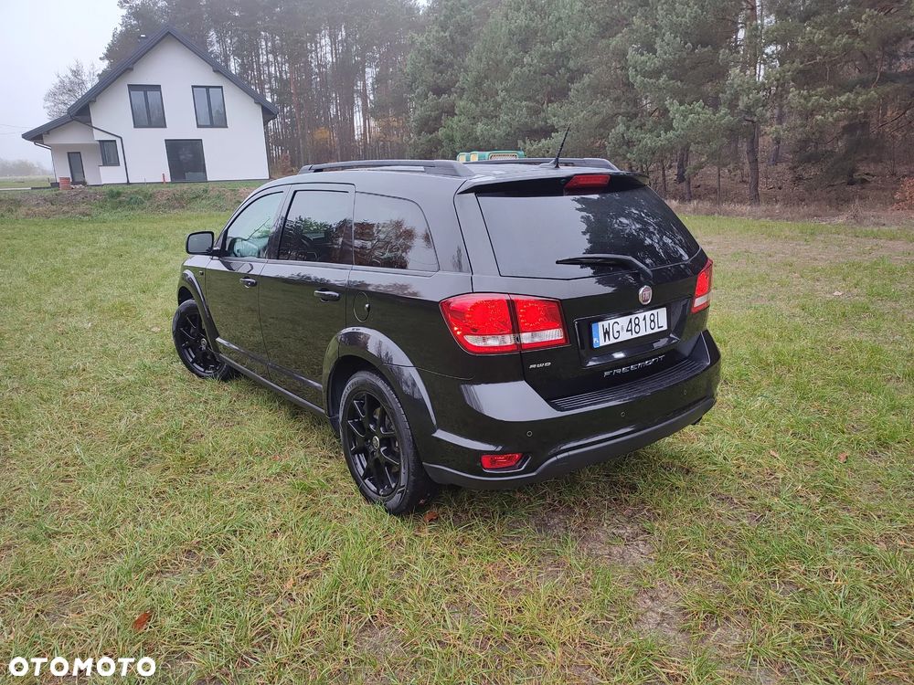 Fiat Freemont 2.0 Multijet 16V DPF Automatik Allrad Black Code - 4