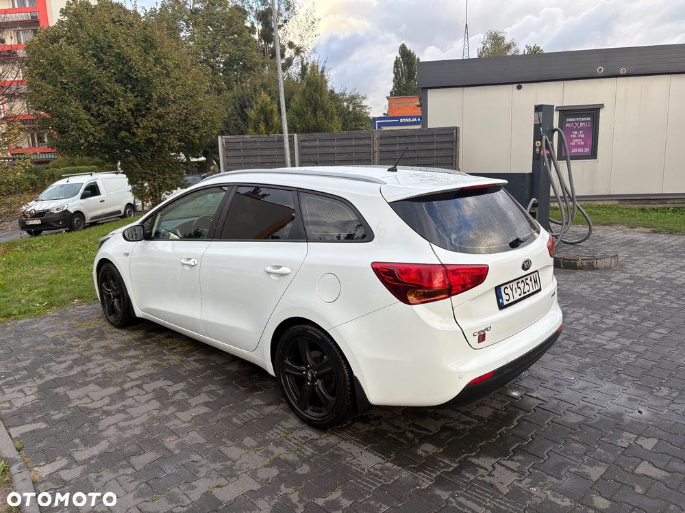Kia Ceed 1.6 CRDi M - 29