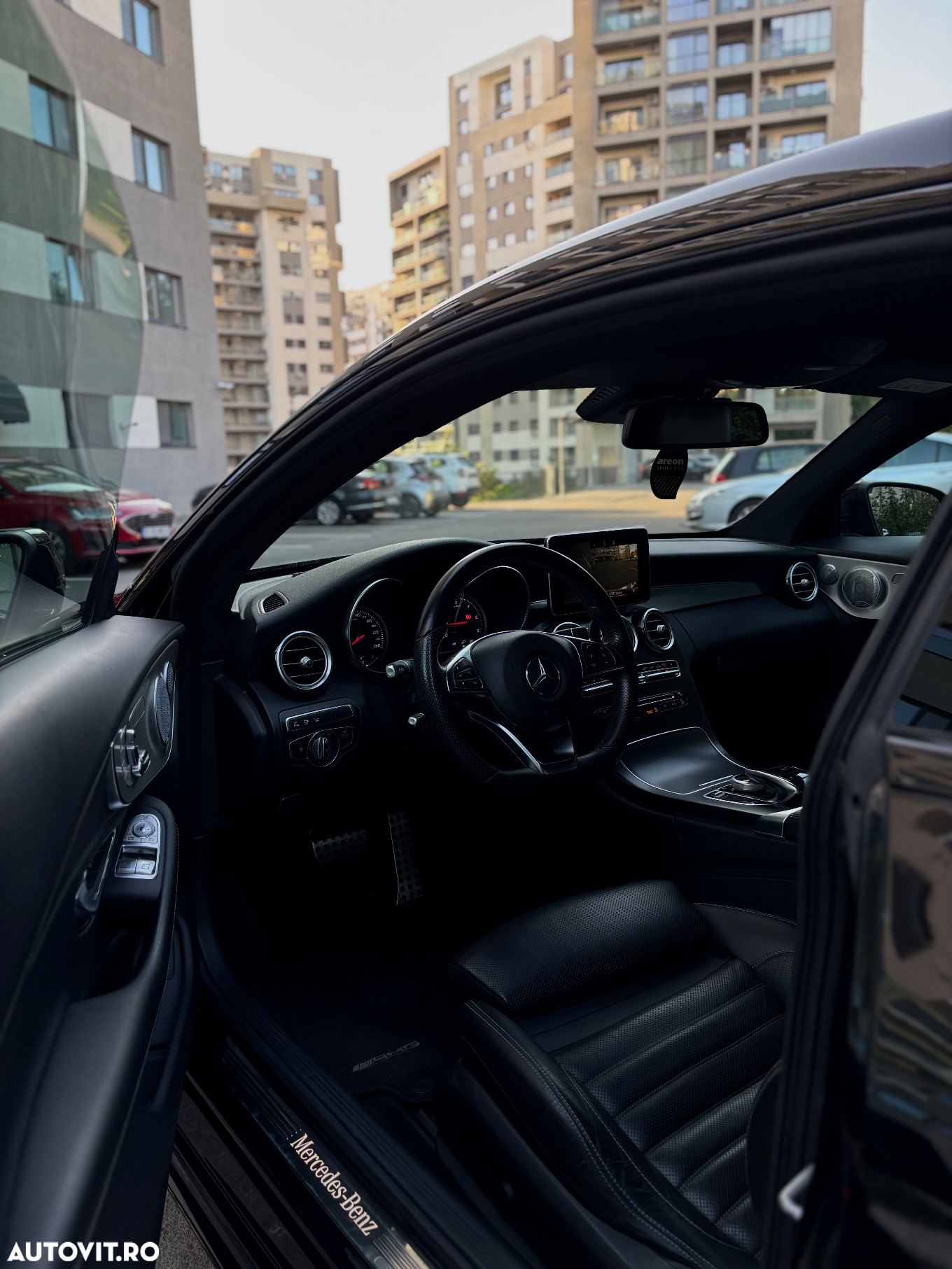 Mercedes-Benz C 250 d Coupe 4MATIC Aut. - 31