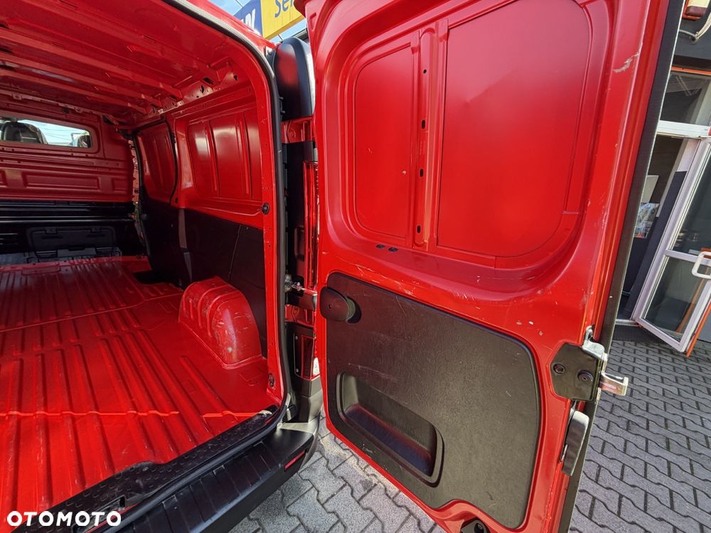 Renault Trafic - 20
