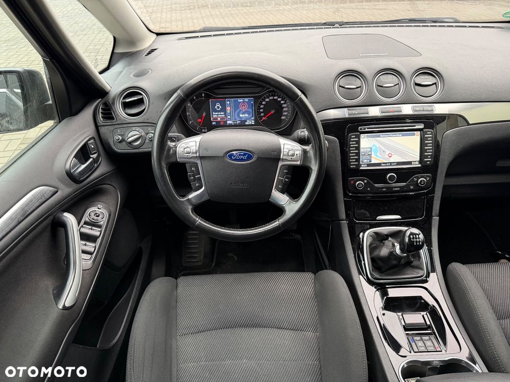 Ford S-Max 2.0 TDCi DPF Titanium - 25