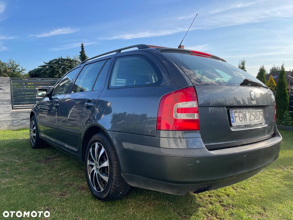 Skoda Octavia 1.8 TSI Ambiente - 16