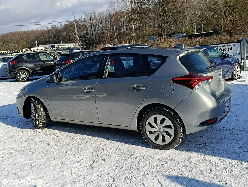 Toyota Auris 1.33 Dual-VVT-i Comfort - 5