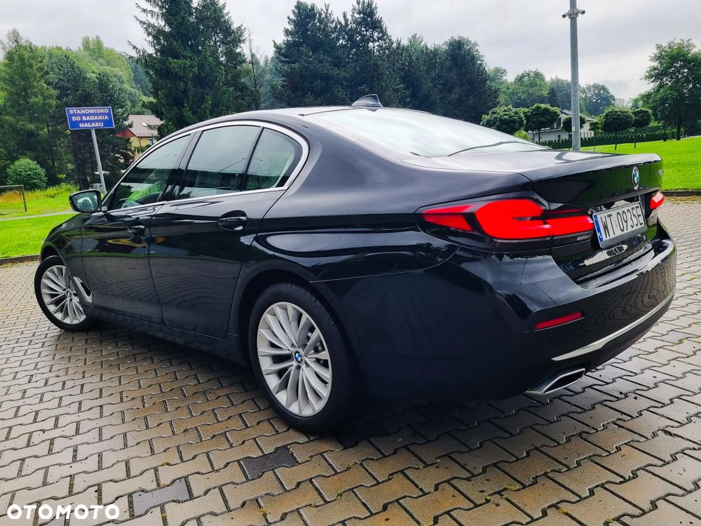 BMW Seria 5 520i Luxury Line sport - 3