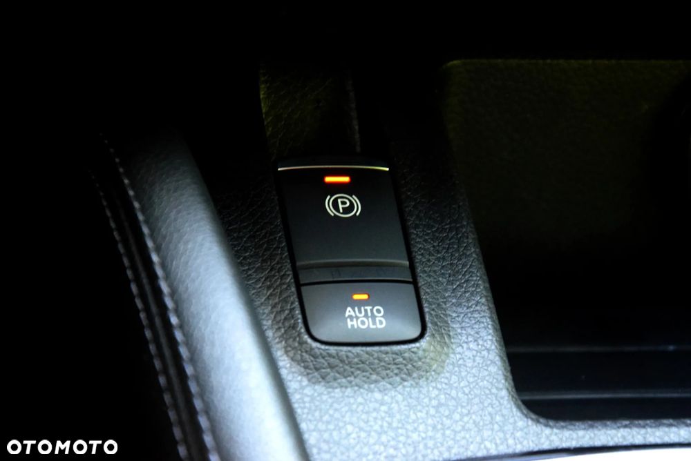 Nissan Qashqai 1.3 DIG-T MHEV N-Connecta Xtronic - 20
