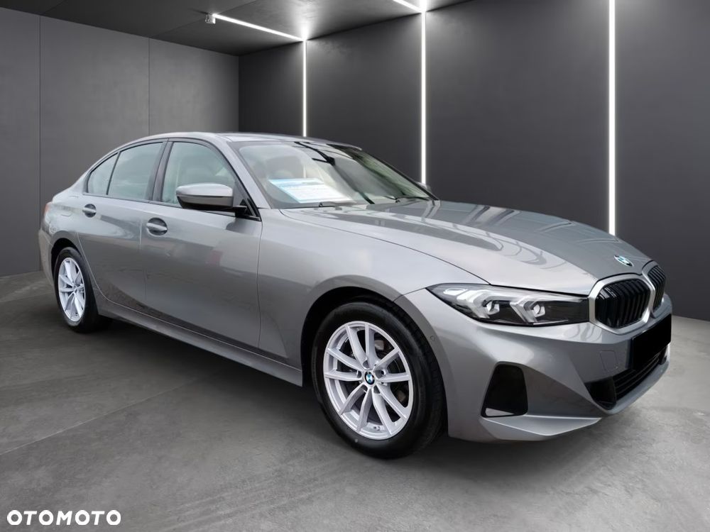 BMW Seria 3 318d mHEV - 6