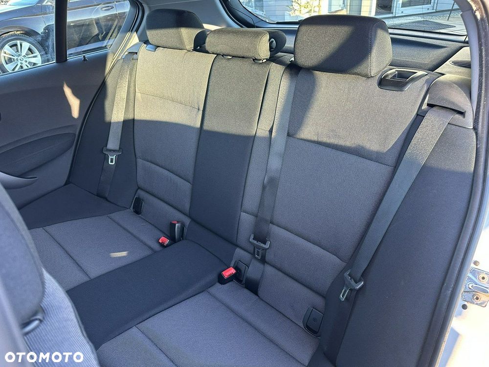 BMW Seria 1 116i - 17