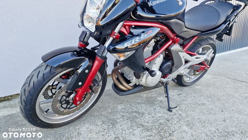 Kawasaki ER - 25