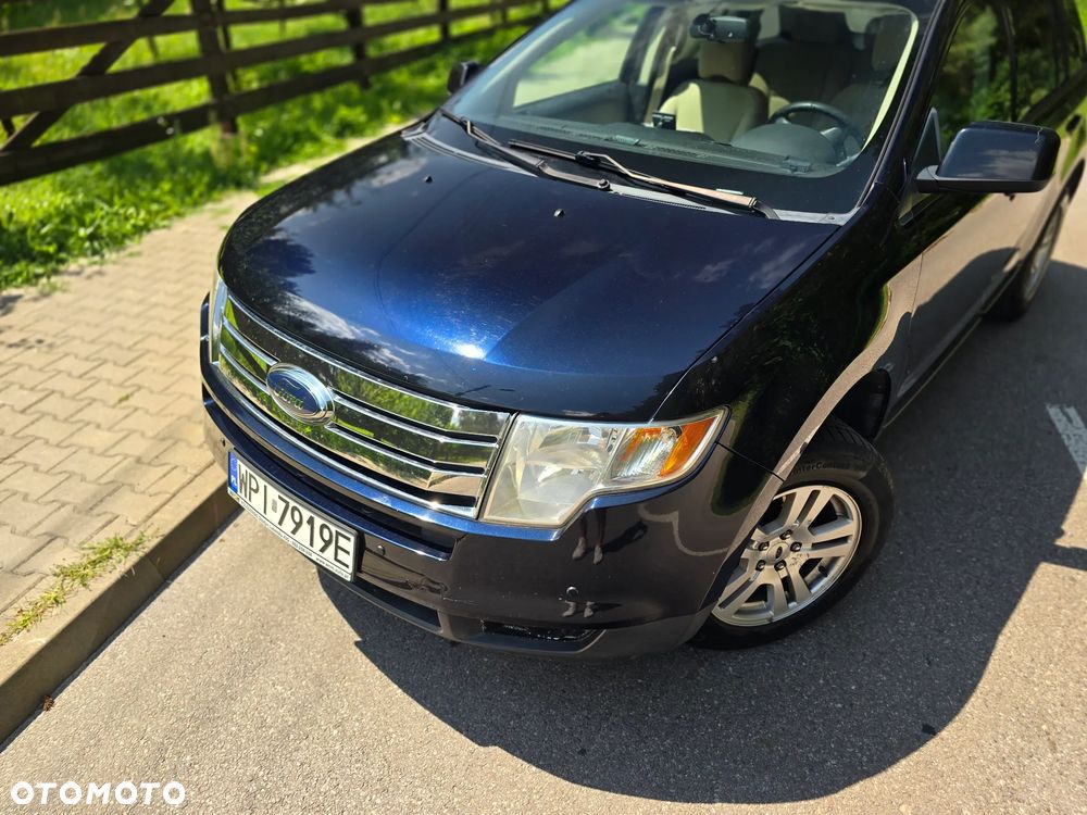 Ford Edge 3.5 SE - 36