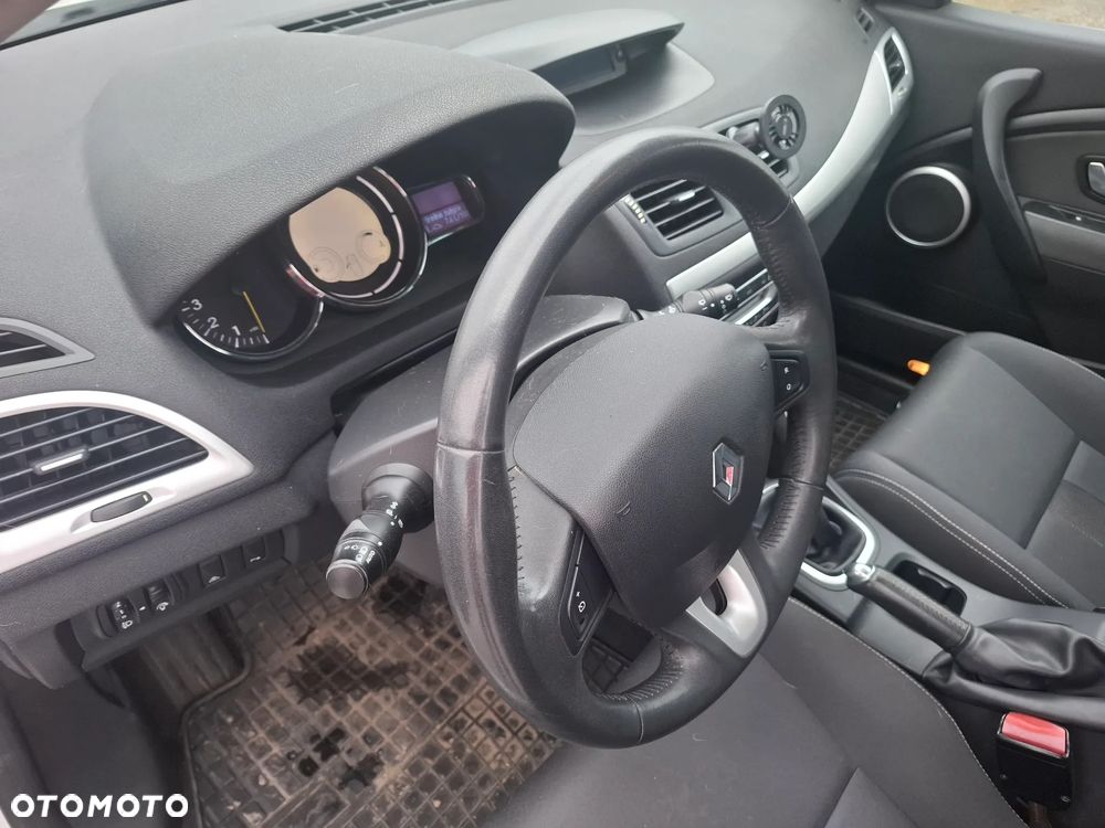 Renault Megane 1.6 16V 110 Expression - 15