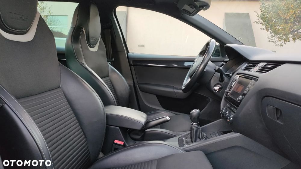 Skoda Octavia 2.0 TDI (Green tec) RS - 4